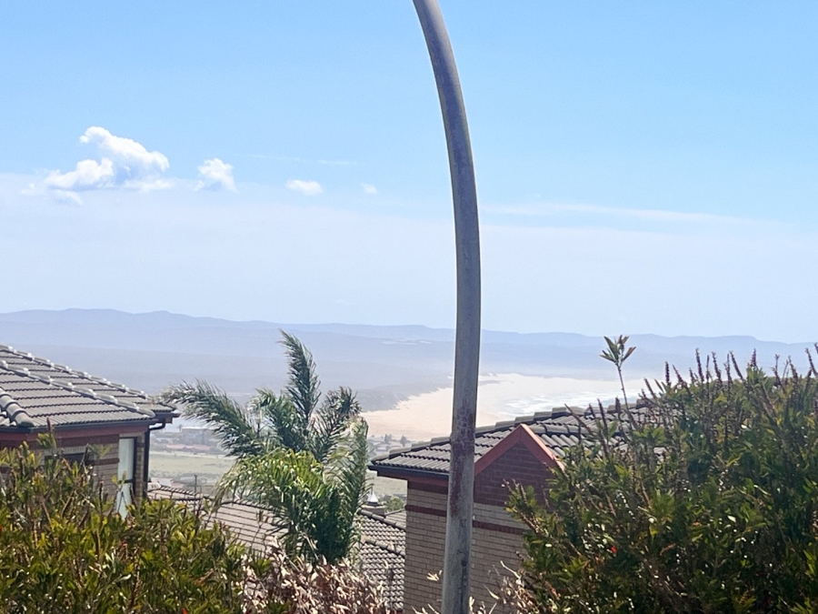 3 Bedroom Property for Sale in Wavecrest Eastern Cape